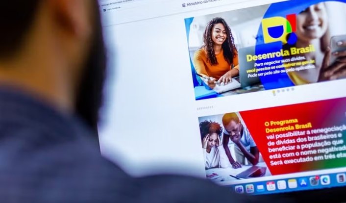 Governo alerta para golpe com site falso do Desenrola 2.0