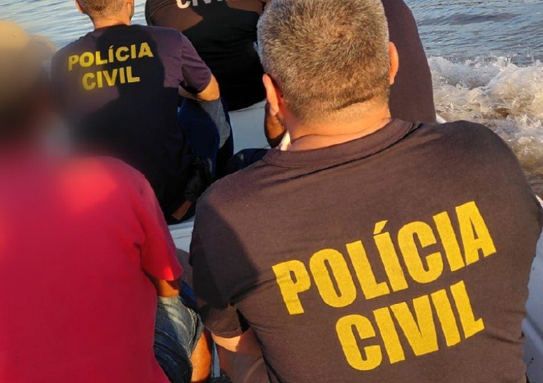 Homem que arrombava porta para abusar de crianças é capturado em barco no Amazonas