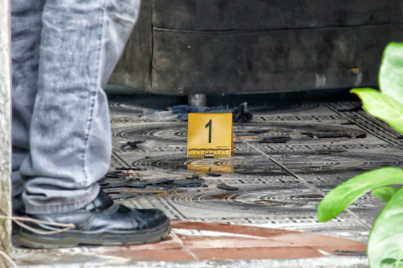 Homem é linchado após matar esposa com mais de 20 facadas e ferir filhas no Novo Israel