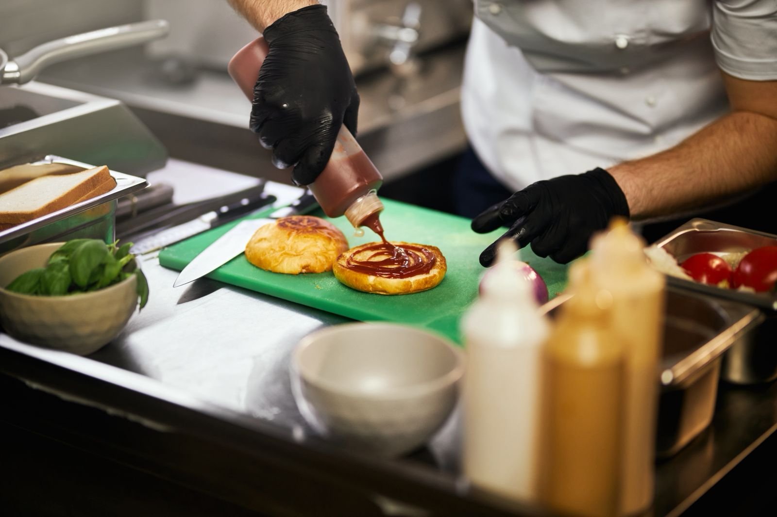 Copa do Mundo deve elevar faturamento de bares e restaurantes em 20% no Amazonas