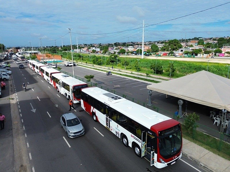 Justiça determina frota mínima de ônibus durante greve em Manaus; multa é de R$ 100 mil/hora