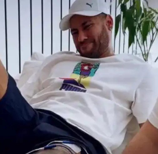 Neymar sofre lesão na panturrilha e vira preocupação para a Copa do Mundo