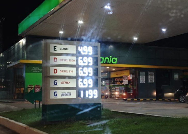 Governo prepara medida para segurar preço da gasolina no Brasil