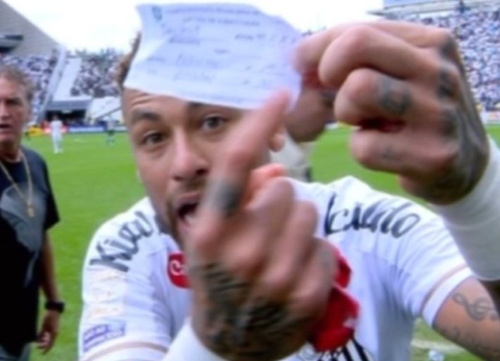 Santos FC aciona STJD e acusa arbitragem de erro em substituição de Neymar