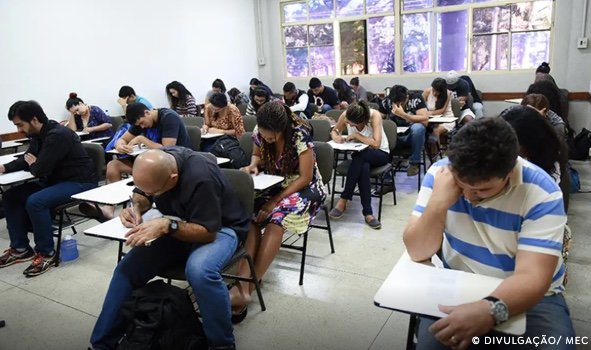 Encceja: Inscrições gratuitas para certificação de Ensino Fundamental e Médio terminam hoje