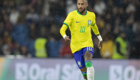 CBF mantém Neymar na Seleção mesmo após diagnóstico de lesão grave