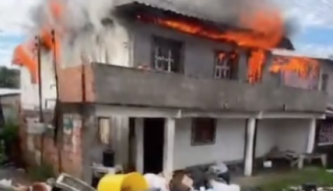Vídeos mostram incêndio devastador que atingiu várias casas em Coari