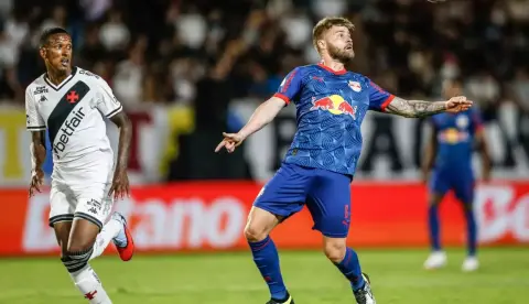 Bragantino atropela Vasco por 3 a 0 e deixa cruzmaltino à beira da zona de rebaixamento
