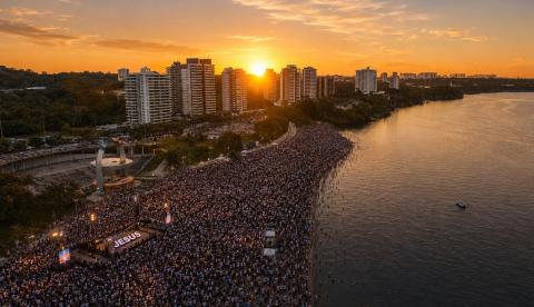 "Amanhecer":  Evento reúne cristãos em momento de louvor e oração na Ponta Negra neste sábado