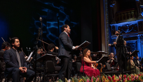 "La Favorite" emociona público no Teatro Amazonas e segue com apresentações