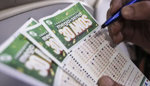 Bolões do Amazonas ganham até R$ 4,6 mil na Mega-Sena
