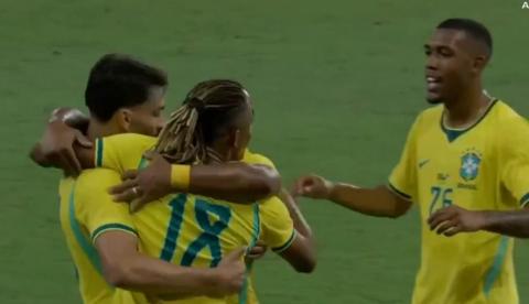 Com golaços e domínio total, Brasil vence Panamá por 6 a 2 no Maracanã