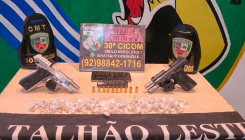 Mulher é presa e adolescente apreendido com pistolas e drogas em Manaus