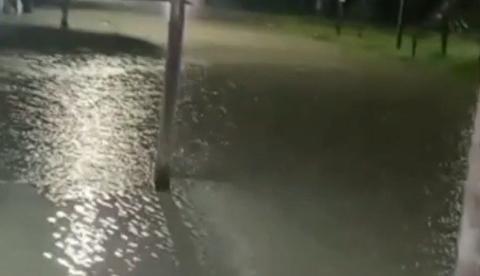 Chuva intensa causa alagamentos em bairros de Parintins