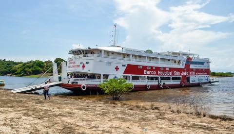 Saúde Fluvial: Hospital de quatro andares ancora em Alvarães para zerar filas de cirurgias e exames