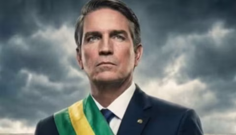 Caso Master: Flávio temia calote em Jim Caviezel, ator americano que interpreta Bolsonaro em filme