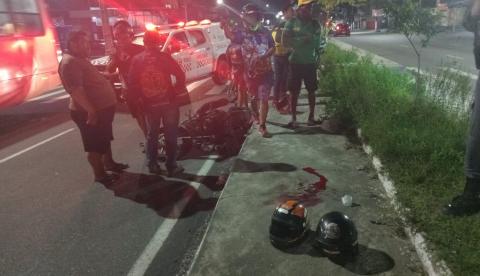 Mulher é atropelada enquanto atravessava avenida na faixa de pedestres no Zumbi