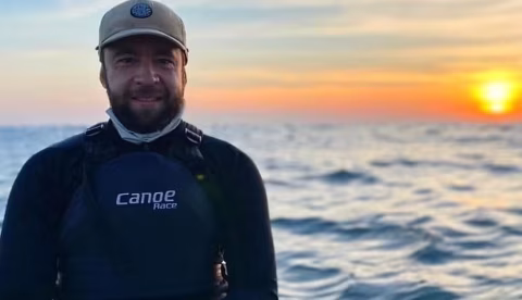 Surfista brasileiro é atingido no coração por peixe-espada na Costa Rica