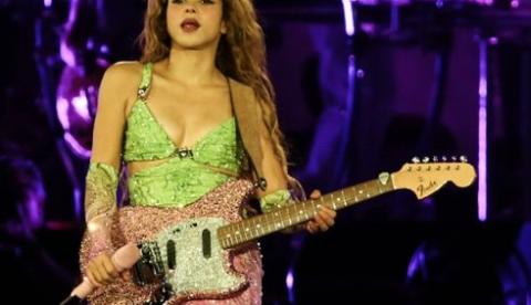 Em carta, Shakira agradece ao Brasil após megashow em Copacana; veja