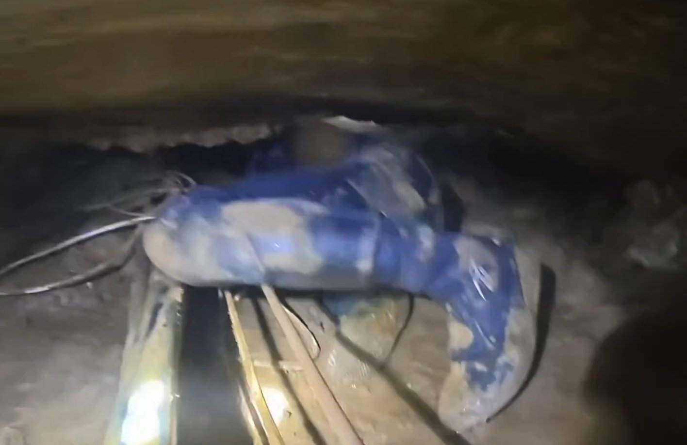 Cinco homens são resgatados após dez dias presos em caverna inundada no Laos