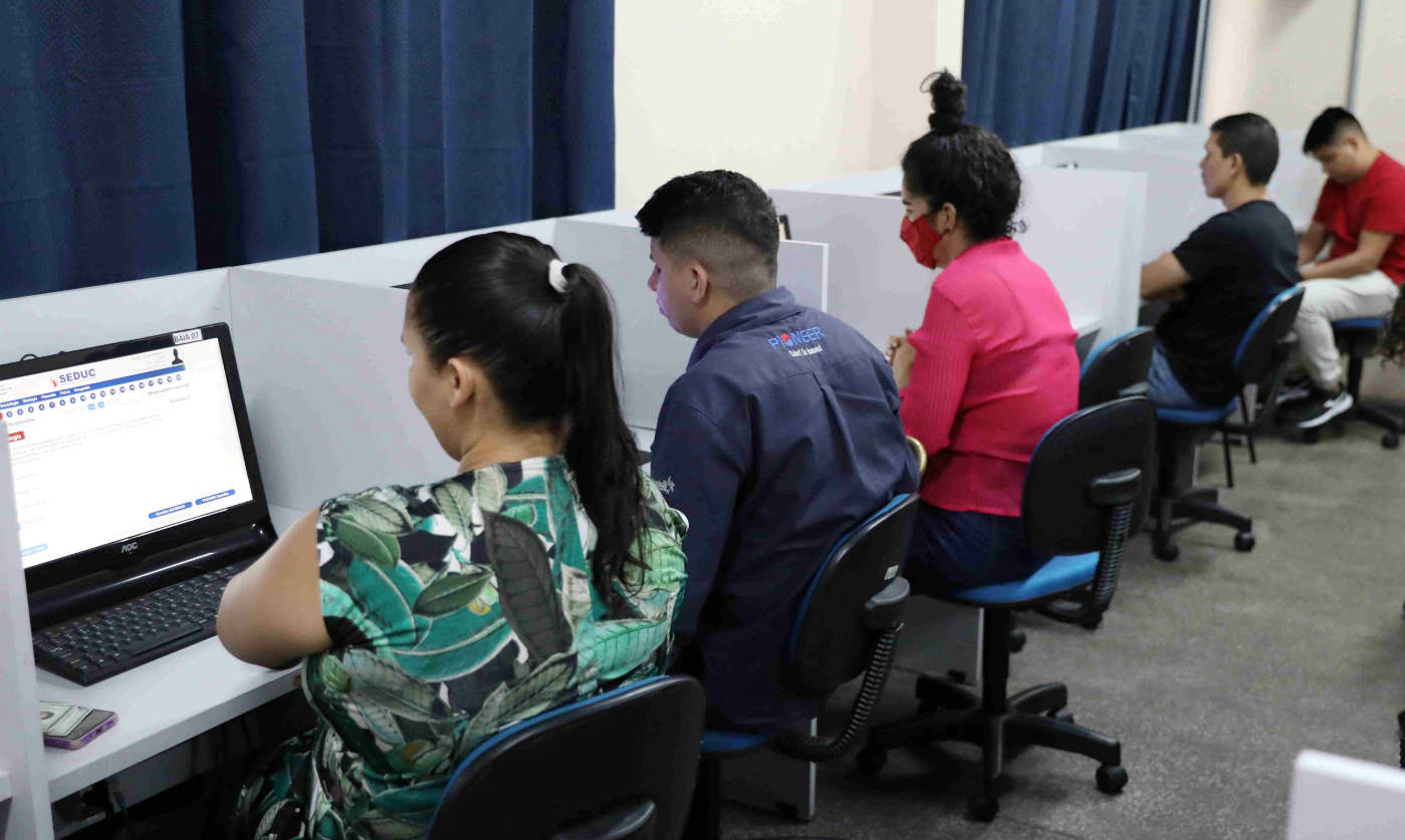 Provão Eletrônico 2026 oferta 7 mil vagas para certificação escolar em Manaus; veja quando se inscrever
