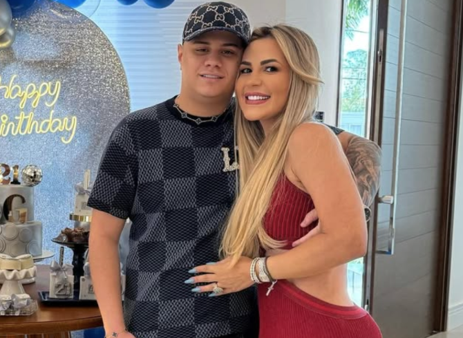 Filho de Deolane Bezerra aponta perseguição política após prisão da mãe