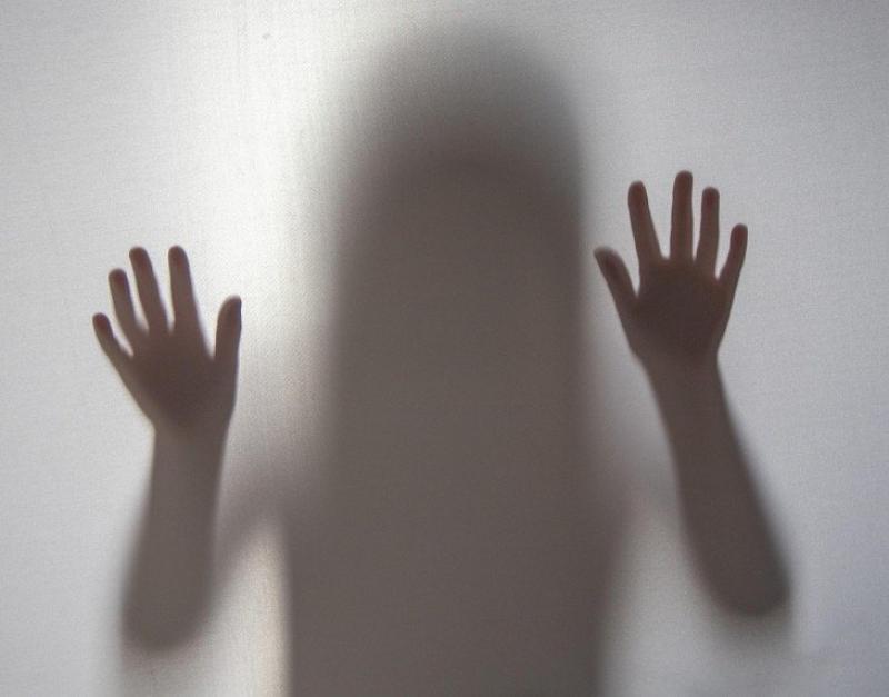Cansada de ser estuprada, menina resiste a novo ataque e denuncia abusador em Juruá