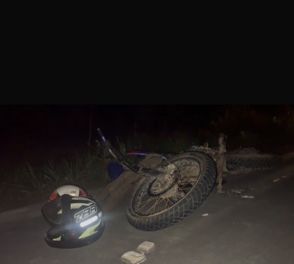 Motociclista morre em colisão e condutora foge sem prestar socorro na AM-070