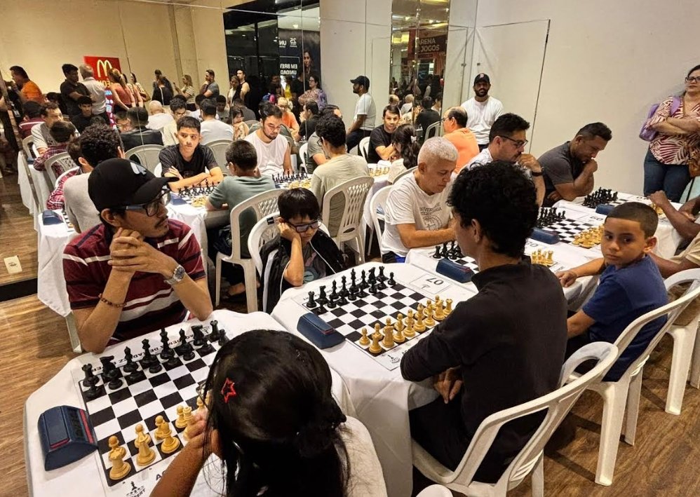 Torneio de xadrez reúne jogadores de diferentes níveis em Manaus neste domingo