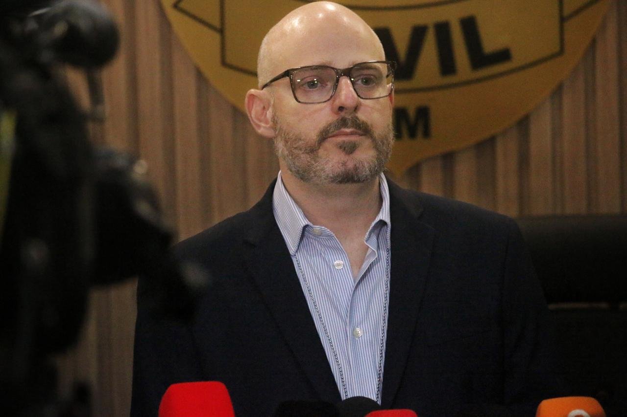 Homem é preso por agredir ex-esposa grávida e divulgar vídeo íntimo em Novo Aripuanã