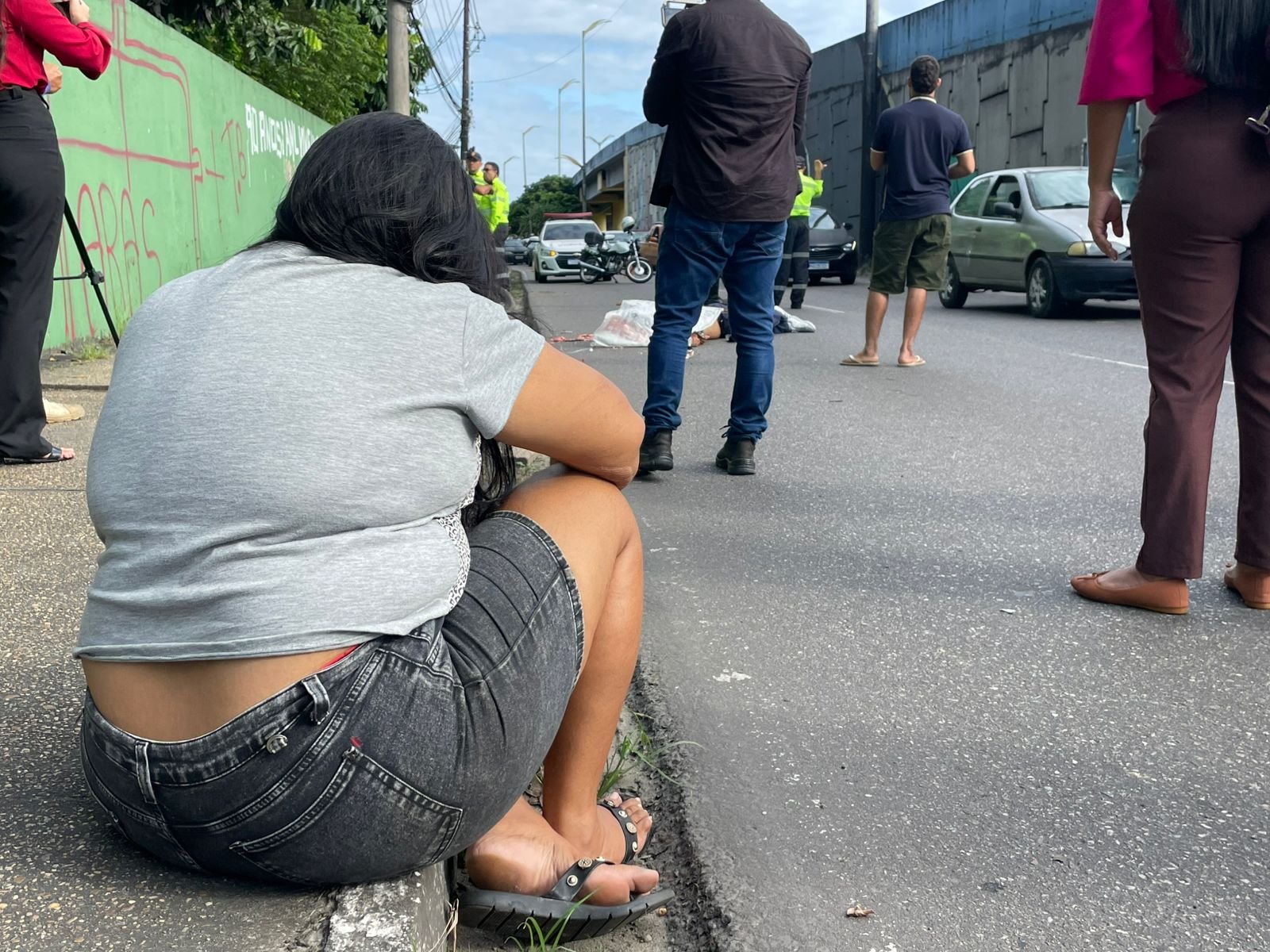 Motociclista esmagado por carreta na Av. Rodrigo Otávio estava a caminho do trabalho