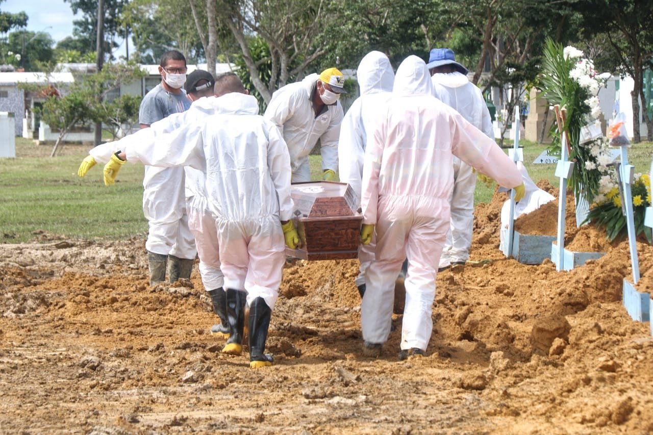 Lula sanciona dia 12 de março como data nacional em homenagem às vítimas da Covid-19