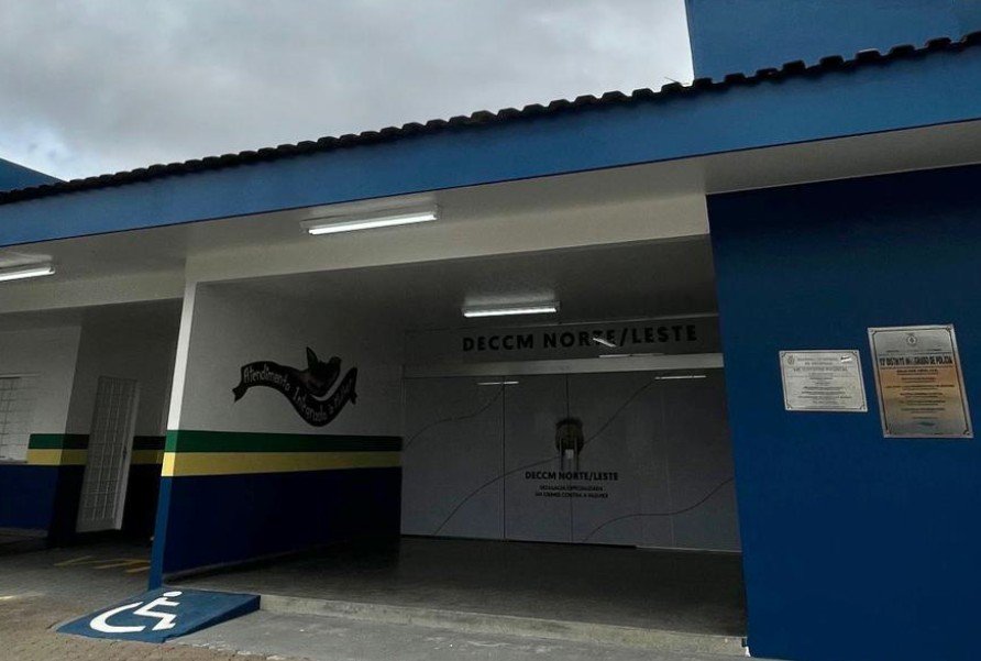 Filho é preso por invadir casa, quebrar celular e ameaçar a própria mãe de morte em Manaus