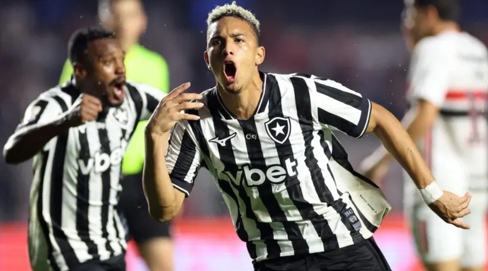 São Paulo cede empate ao Botafogo no fim e Dorival Júnior segue sem vencer em retorno