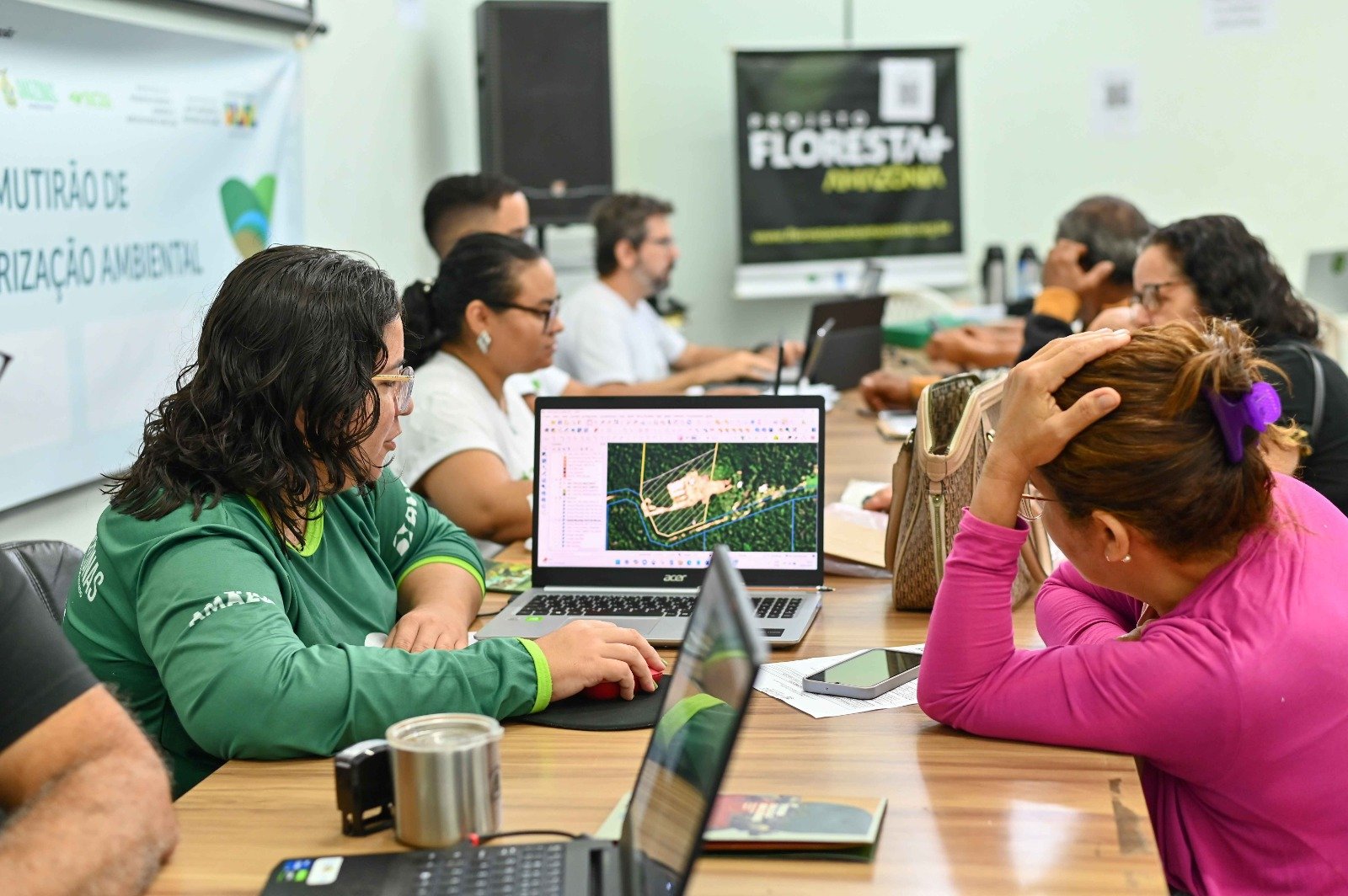 Maués recebe mutirão ambiental e entrega do Cheque Verde a produtores rurais