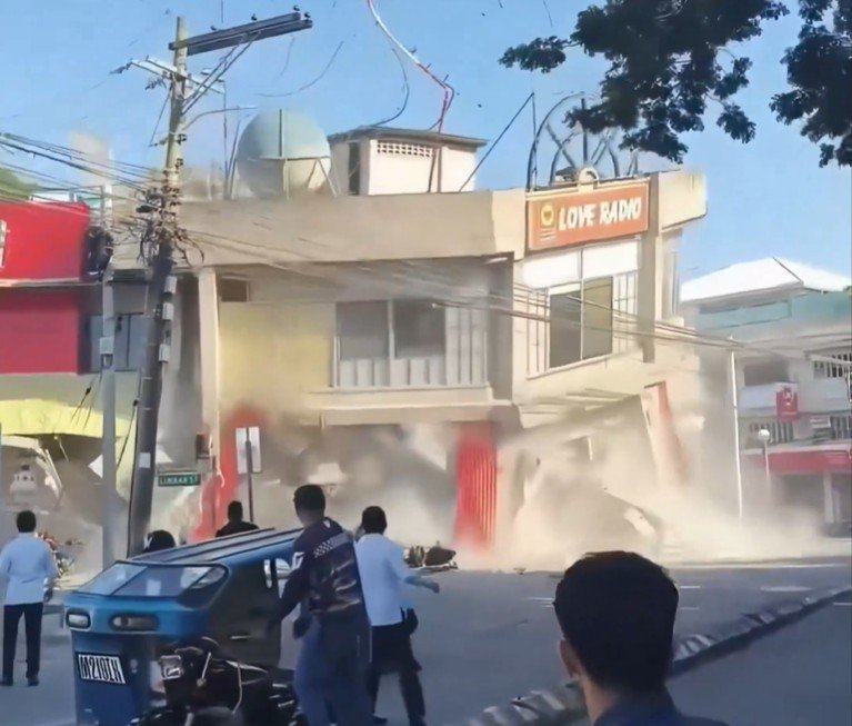 Tragédia nas Filipinas: terremoto mata 15 pessoas, fere centenas e causa alerta de tsunami