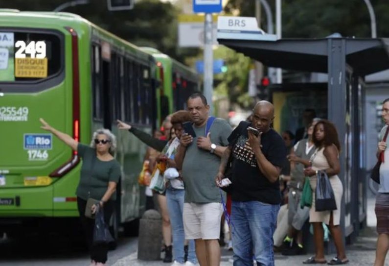 Nova lei moderniza sistema de transporte e abre debate sobre tarifa zero no país