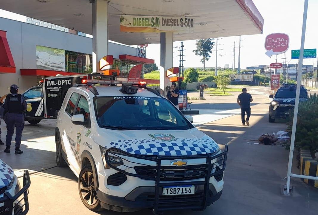 Briga entre moradores de rua termina em assassinato em posto no Novo Aleixo