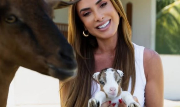 Nicole Bahls cogita nomear bichinho de sua fazenda como "Ancelotti" após Copa do Mundo