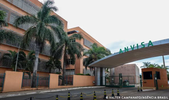 Anvisa proíbe suplemento com falsas promessas de curar dores nas articulações