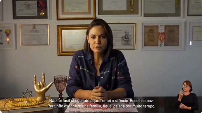 Michelle publica vídeo expondo racha com Flávio Bolsonaro e diz ter sido humilhada