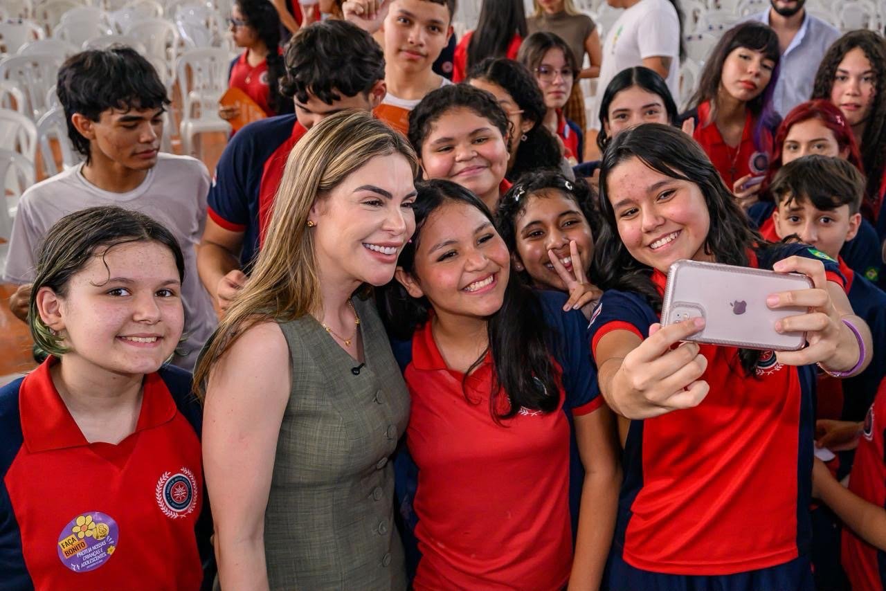 Ceti Gilberto Mestrinho recebe ação integrada de proteção infantojuvenil e dignidade menstrual em Manaus