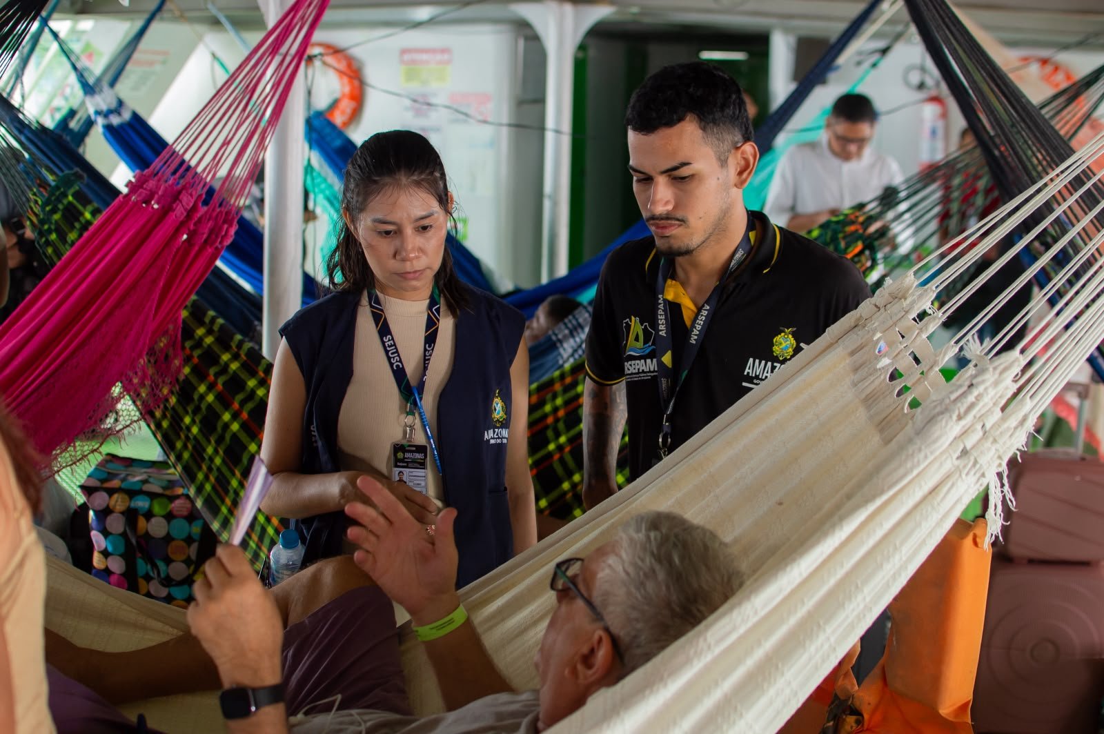 Blitz na rodoviária e no porto fiscaliza direito à gratuidade para idosos em Manaus