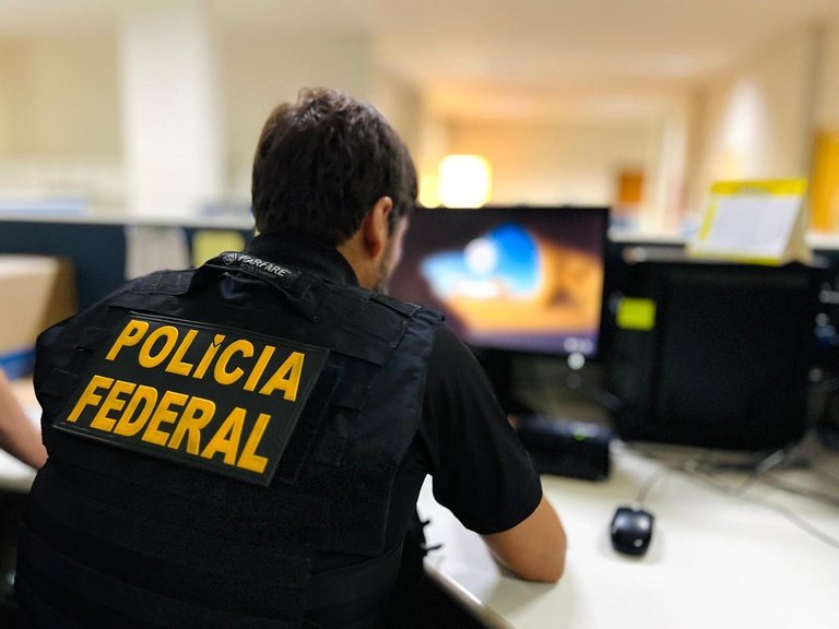 Brasileiro procurado pela Interpol por ligação com grupo neonazista é preso na Itália
