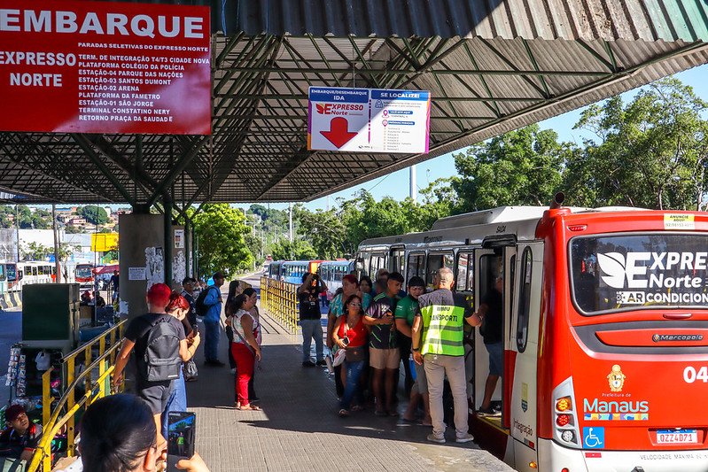 Novas linhas expressas tornam viagens mais rápidas para a população em Manaus