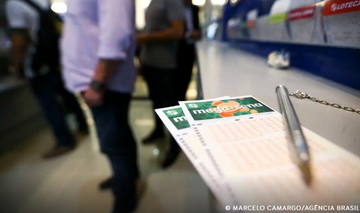 Mega-Sena acumula mais uma vez e prêmio vai a R$ 8 milhões; confira os números