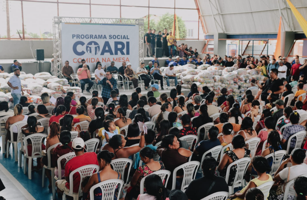 Coari entrega segunda etapa do programa "Comida na Mesa" a 5 mil famílias