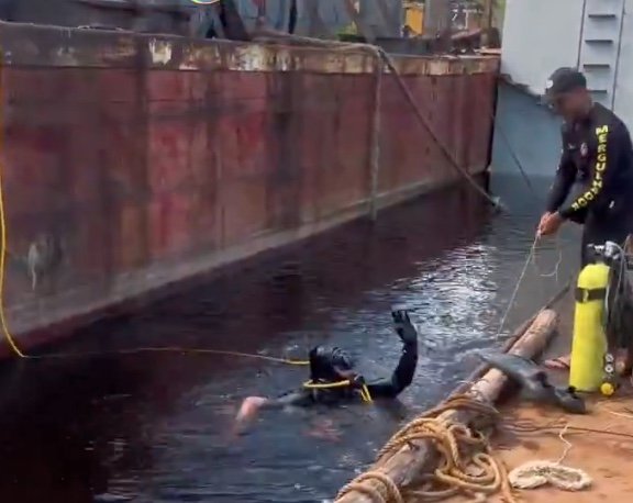 Corpo de trabalhador desaparecido em estaleiro é resgatado pelo Corpo de Bombeiros; vídeo
