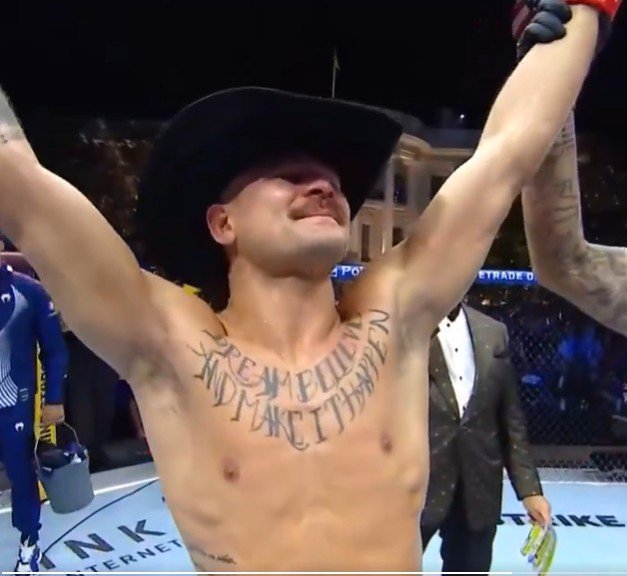 Amazonense Diego Lopes supera pressão, destrói rival e brilha no UFC Casa Branca