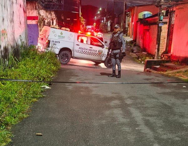Com marcas de tiros e espancamento, homem é achado morto no Jesus me Deu